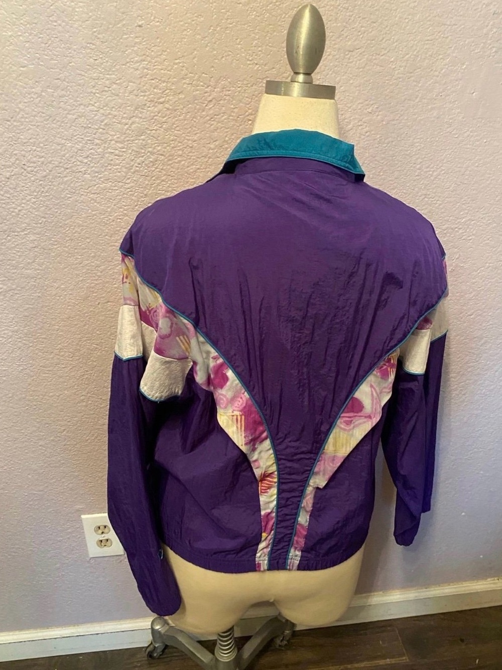 Vintage Reebok zip up - Picture 2 of 7
